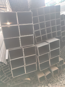 让胡路大口径无缝方矩管